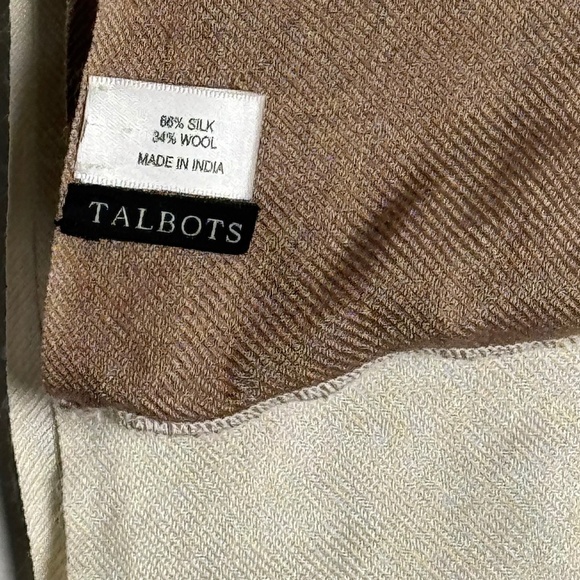 Talbots Silk Blend Infinity Cafe Latte Ombre Lightweight Scarf - Picture 4 of 4